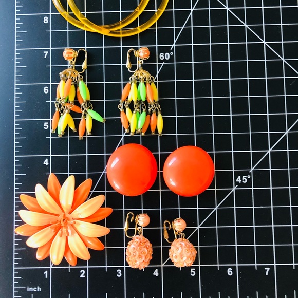 Retro vintage Orange Neon Bead Necklace Mod flower lot - Picture 5 of 16